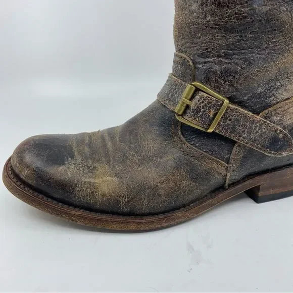Frye Veronica  Leather Boots Color Brown Fashion Cracked Shiny Finish SZ 6 - Picture 7 of 15
